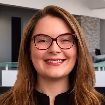 McKenzie-Receptionist-scale